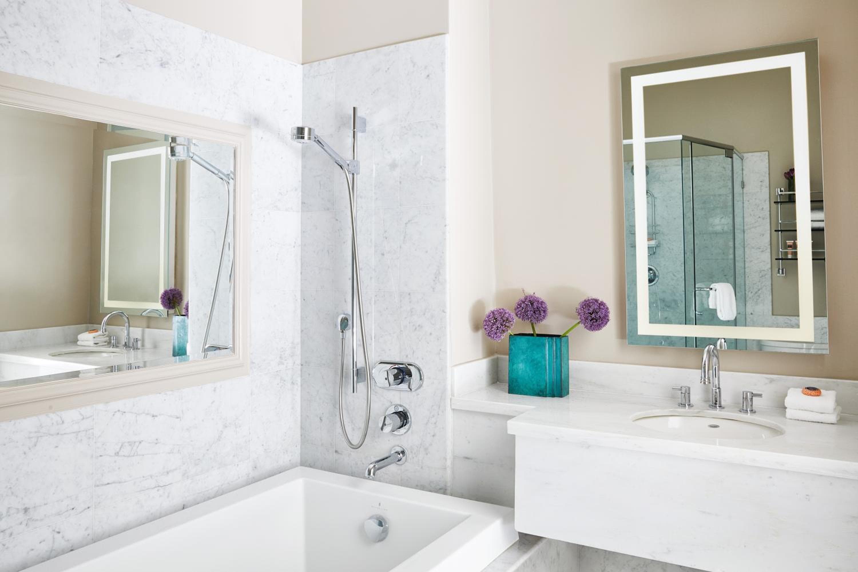 Photograph supplied for Galleria Park Hotel
