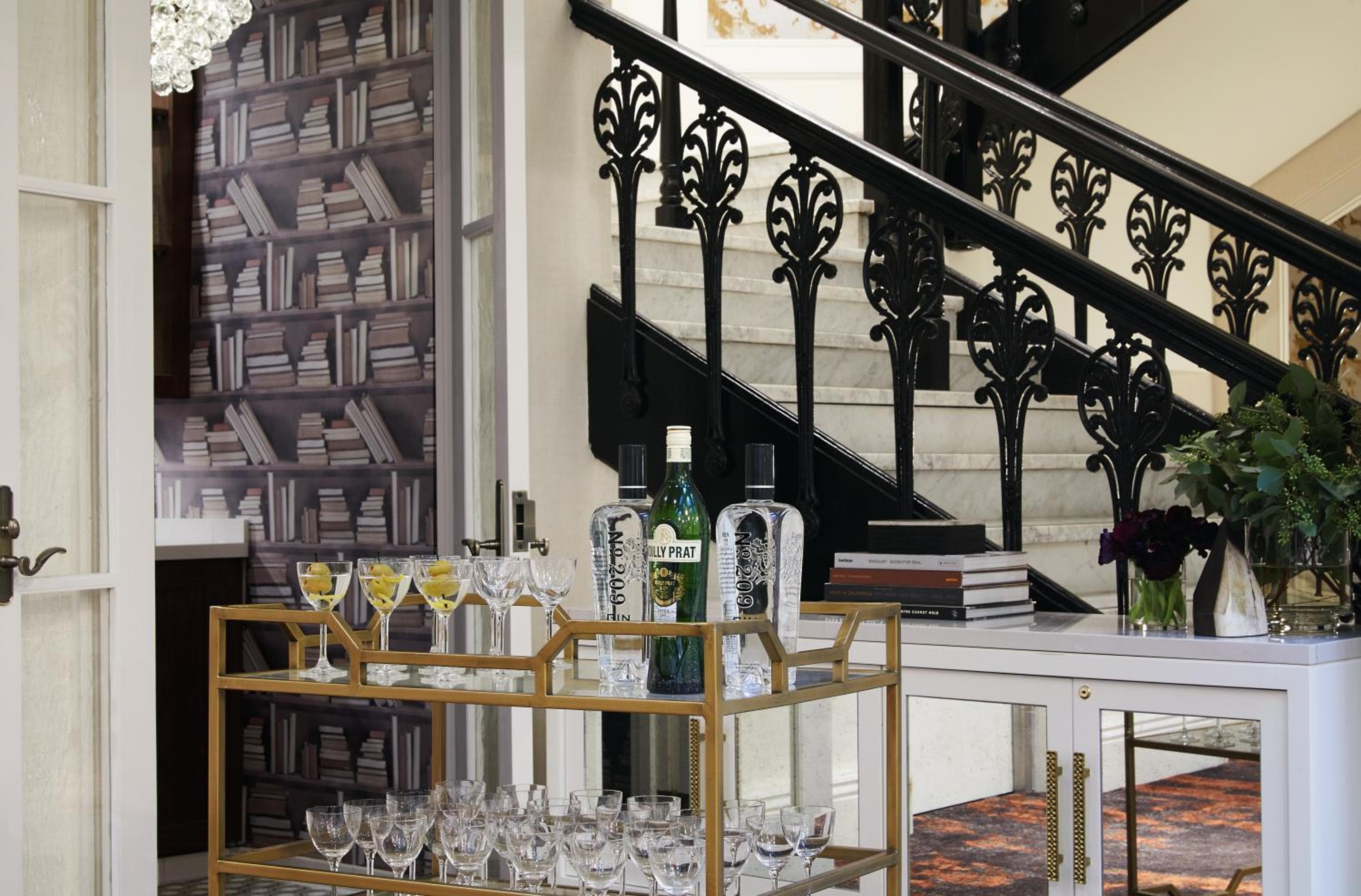 Photograph supplied for Galleria Park Hotel