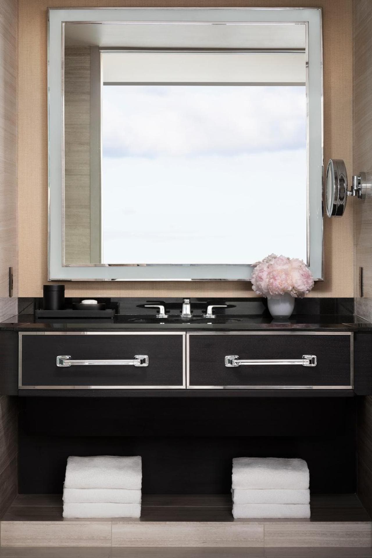 Photograph supplied for Four Seasons Hotel One Dalton Street, Boston