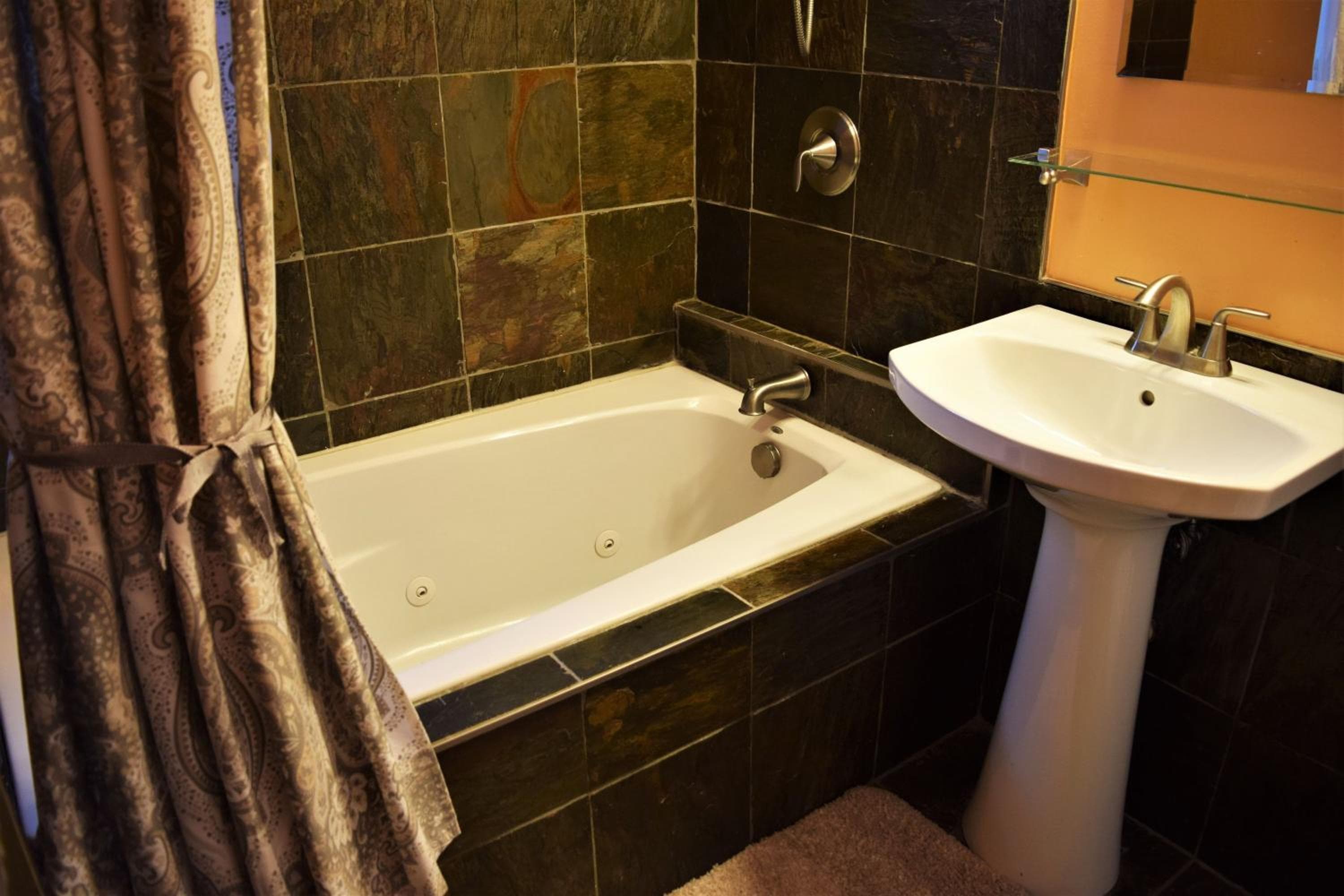 Photograph supplied for Private Rooms, Shared Bath in a Private Home Minutes From Logan Airport