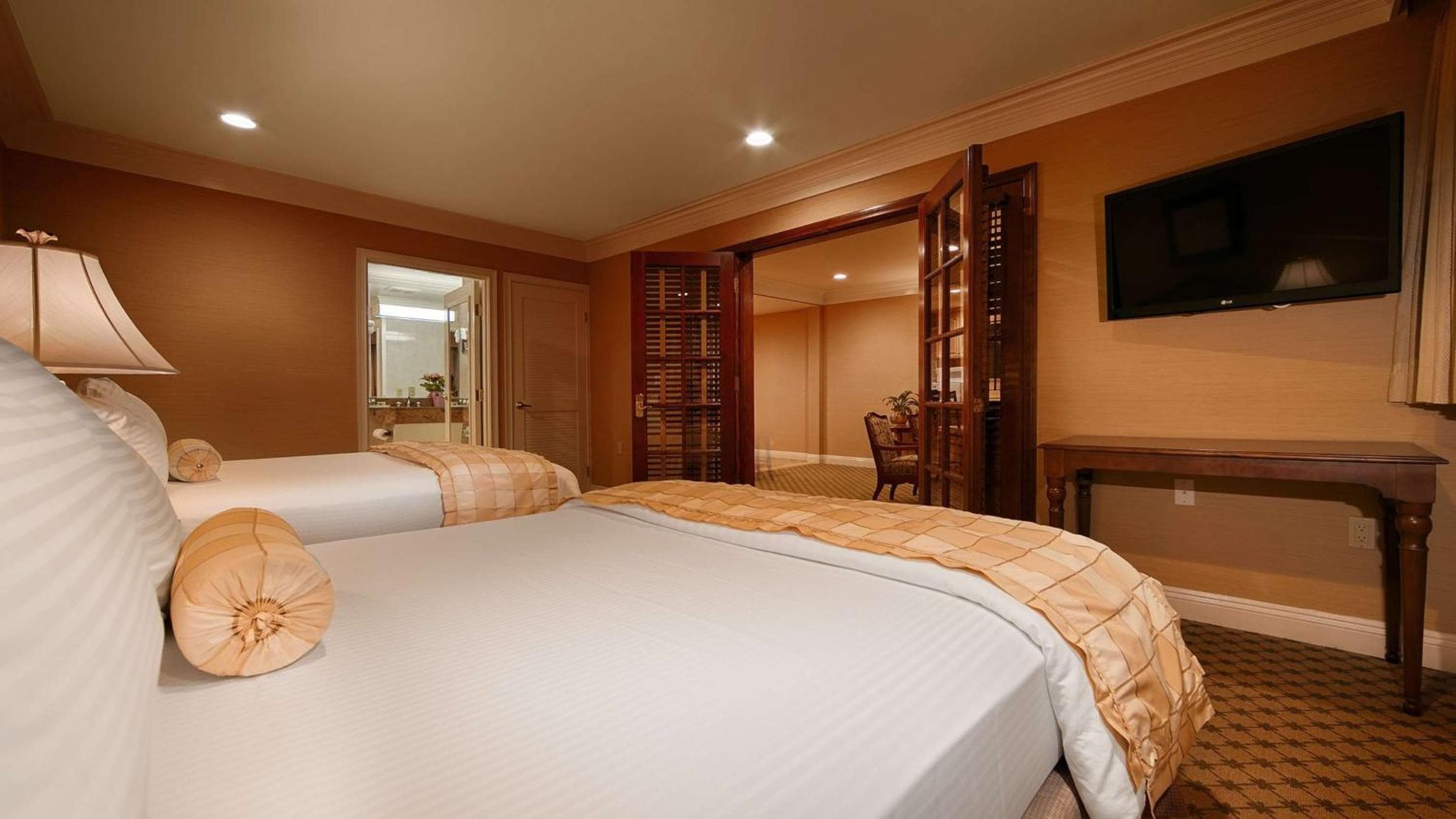 Photograph supplied for Best Western Plus Sunset Plaza Hotel