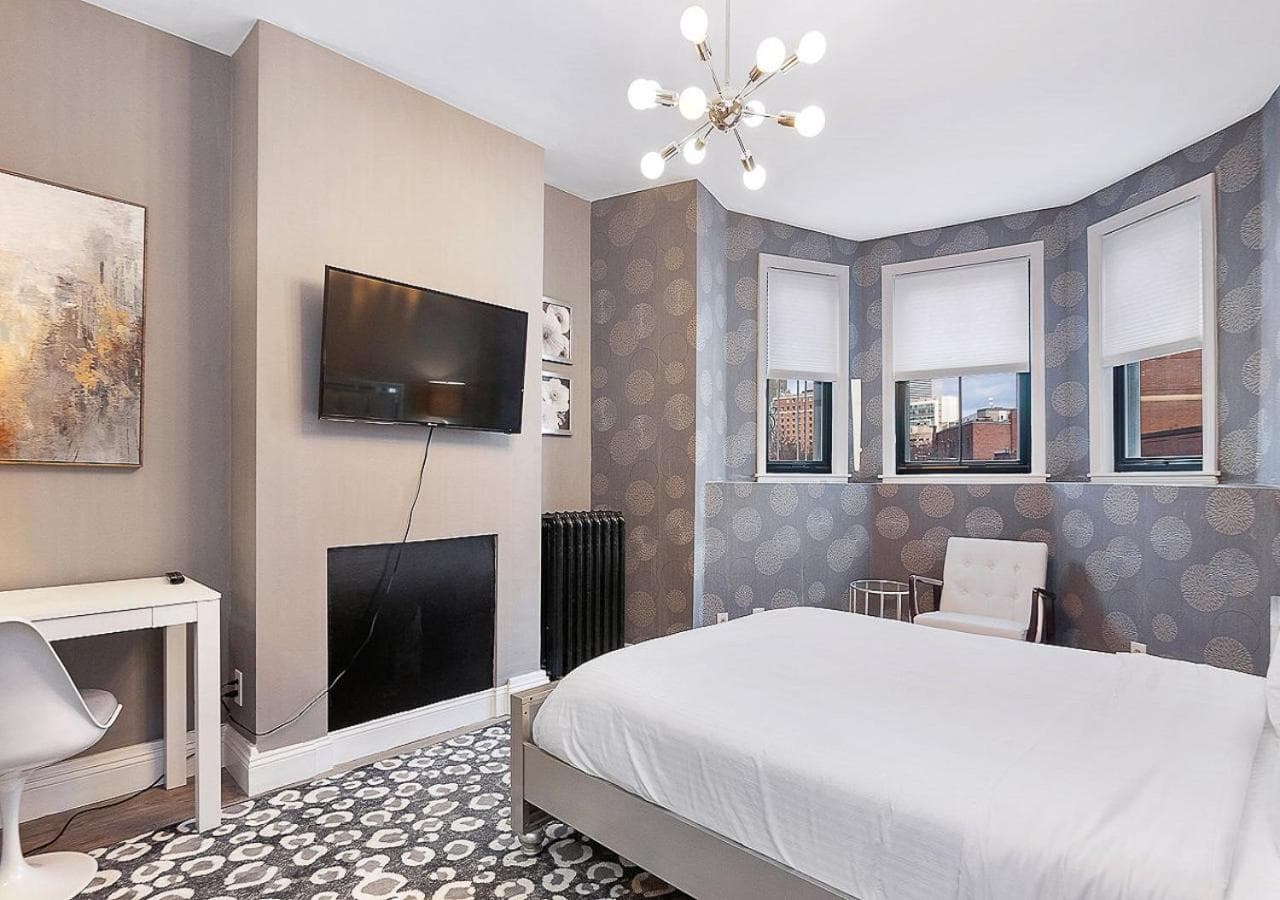 Photograph supplied for Suites At 143 Arlington Street