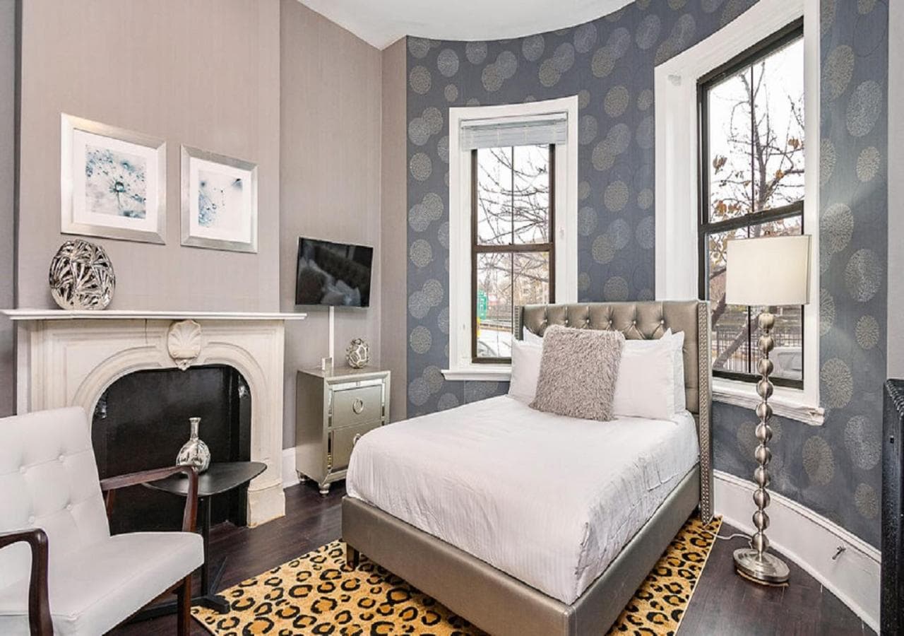 Photograph supplied for Suites At 143 Arlington Street