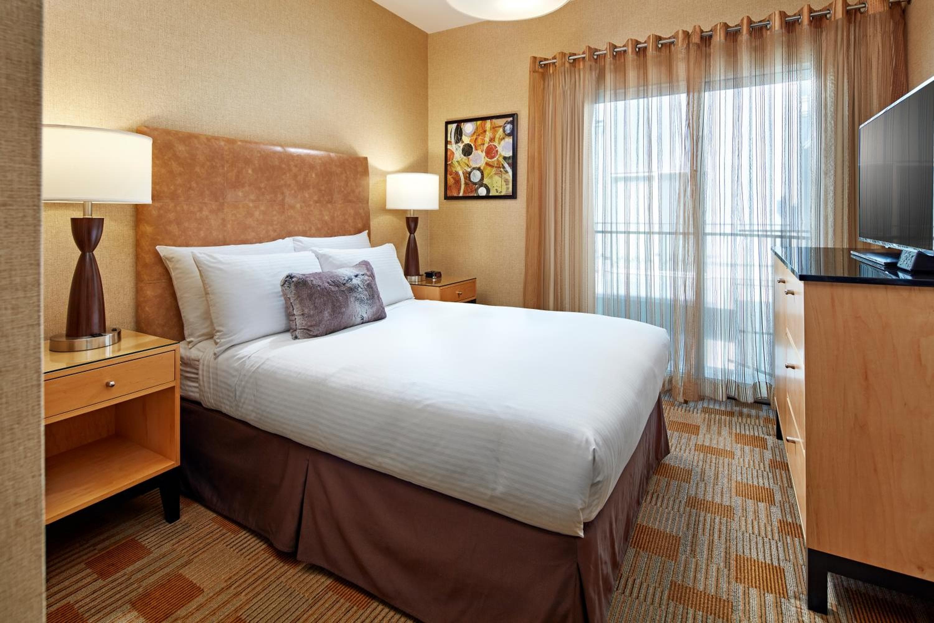 Photograph supplied for Elan Hotel