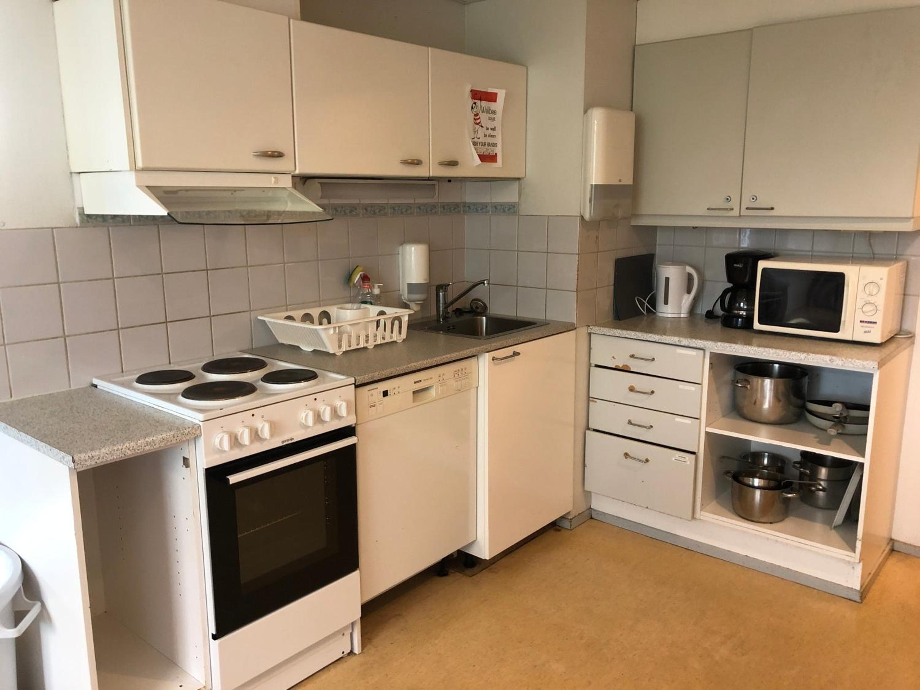 Photograph supplied for West Side Hotel
