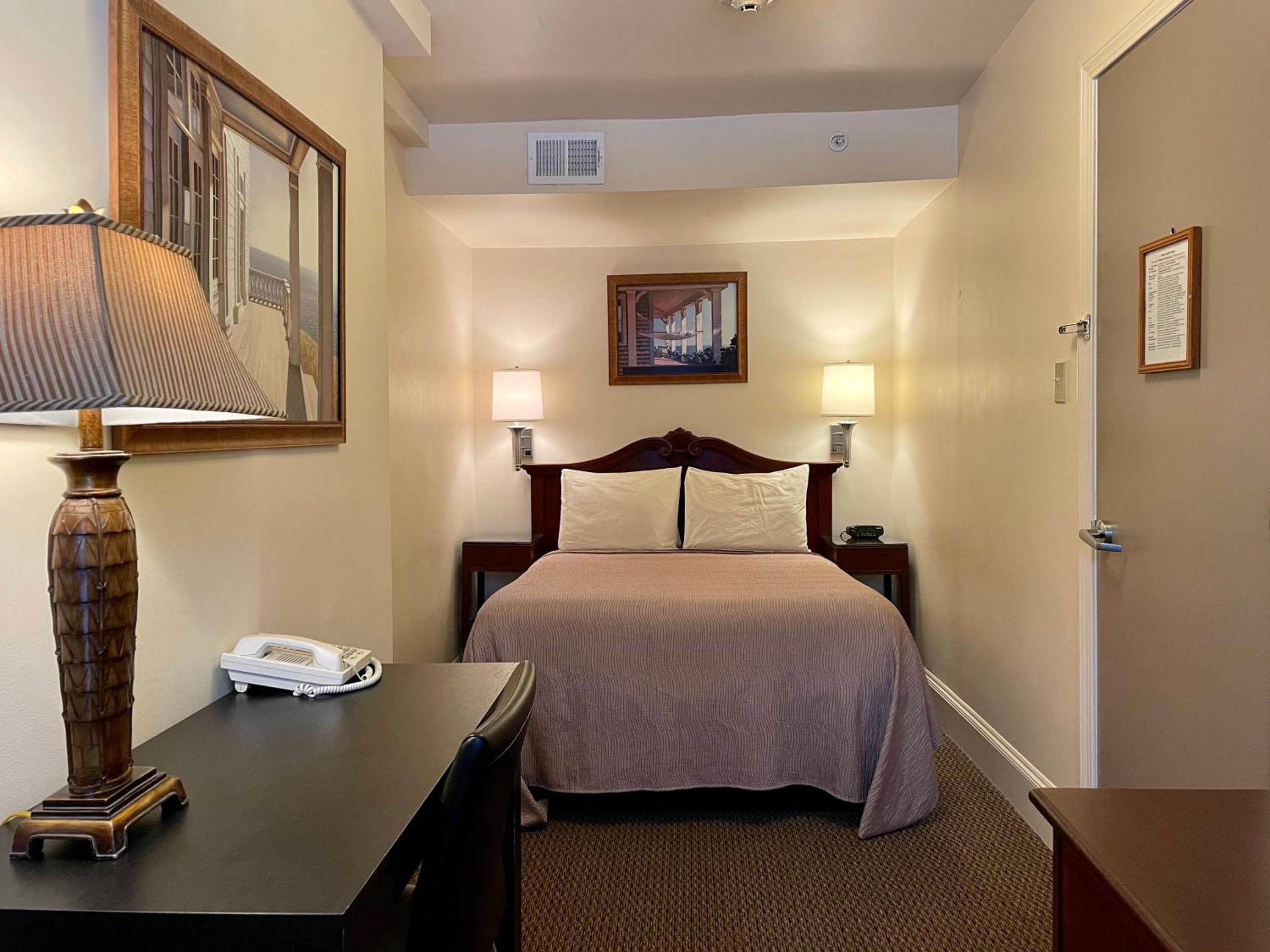 Photograph supplied for Oasis Guest House
