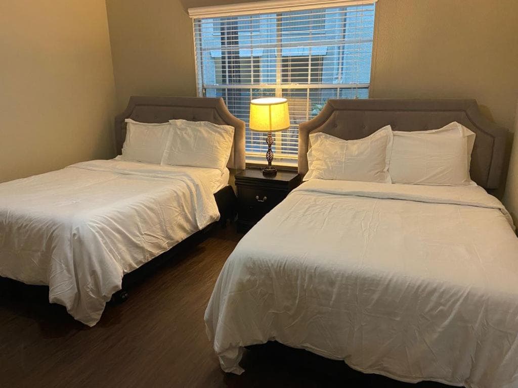 Photograph supplied for Resort Style Apt/Home in Houston Medical Centre