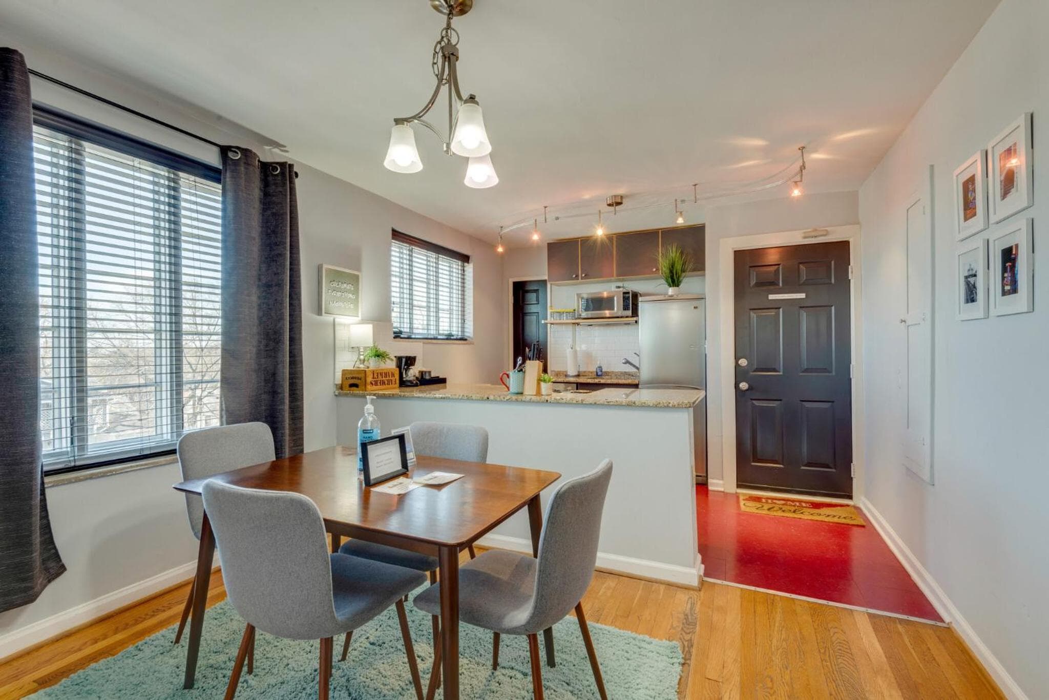 Photograph supplied for Nashville Home with A View -203