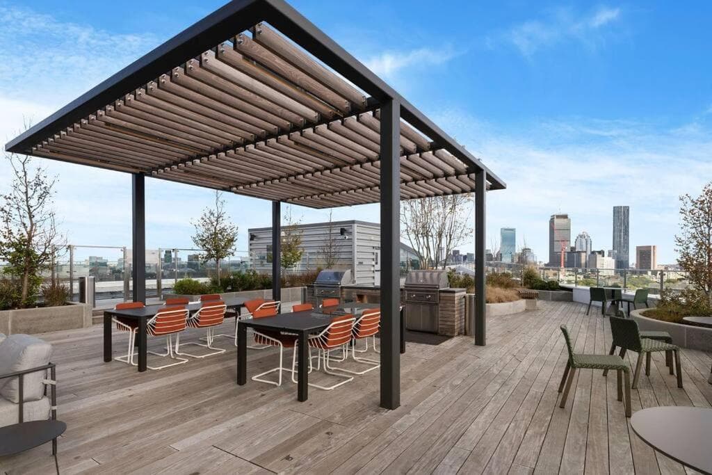 Photograph supplied for Adorable modern 2bed 2 Bath Apartment fenway park