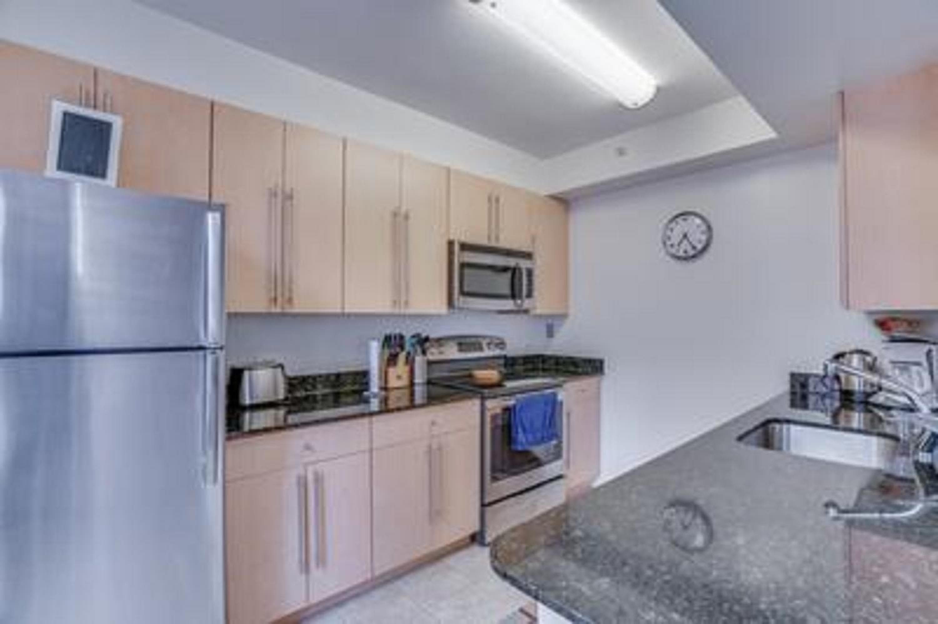 Photograph supplied for Waterfront Baltimore 2BR Furnished Apartment apts