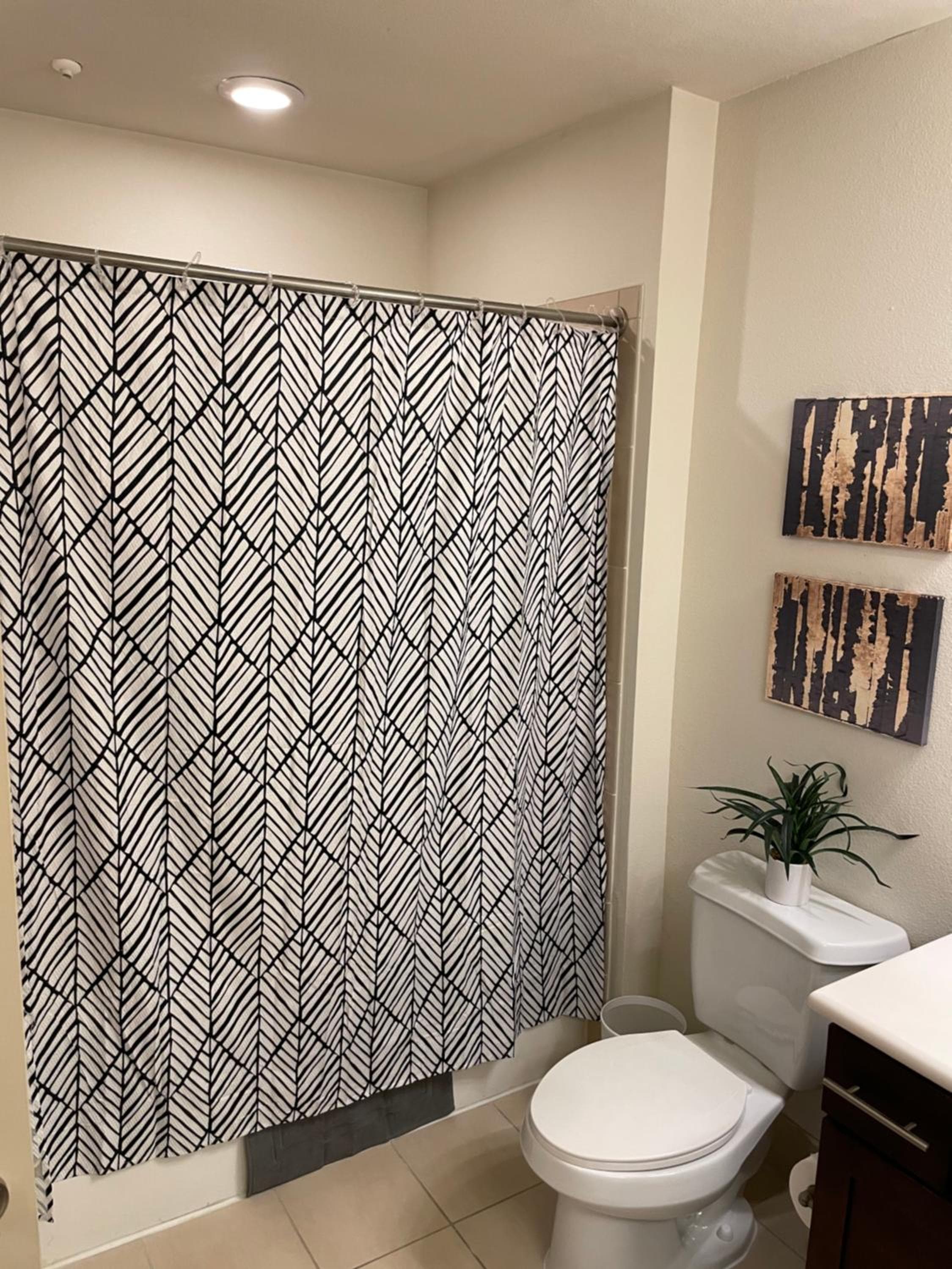 Photograph supplied for 2bedroom 1Bath 10 mins to Texas Medical
