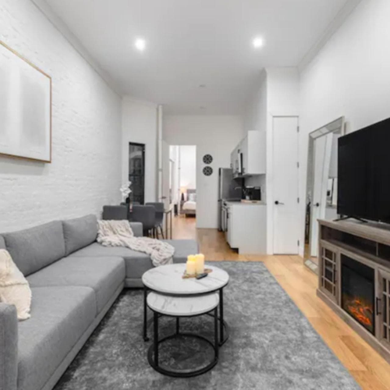 Photograph supplied for Modern Holiday Apartment with Strategic Location in New York