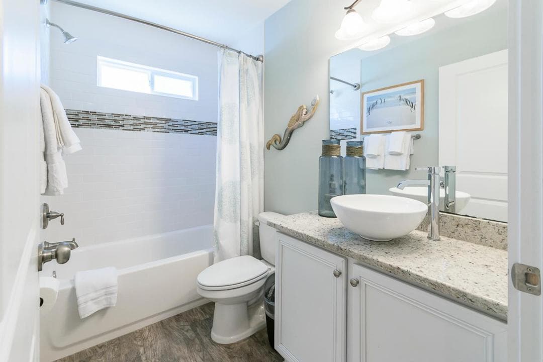 Photograph supplied for Near Mayo Clinic 2 Blocks From Ocean 4 Bedroom Pet Friendly Home