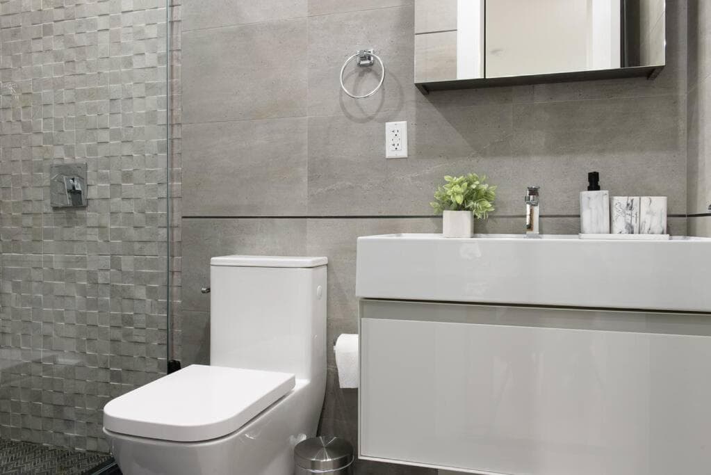 Photograph supplied for 78-2B New furnished 1BR WD walk to Central Park
