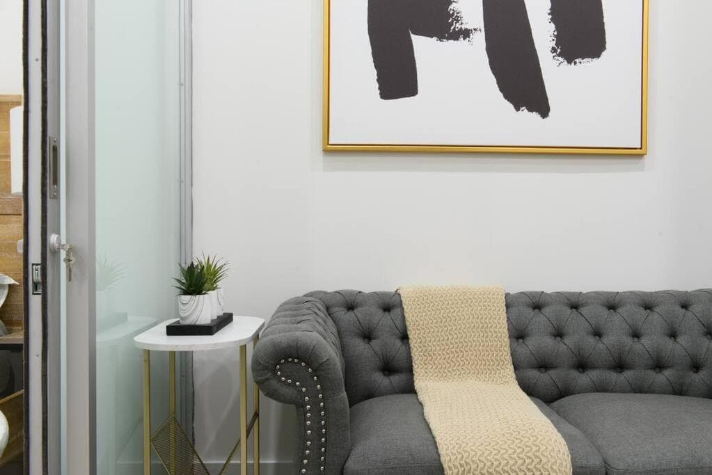 Photograph supplied for 78-2B New furnished 1BR WD walk to Central Park