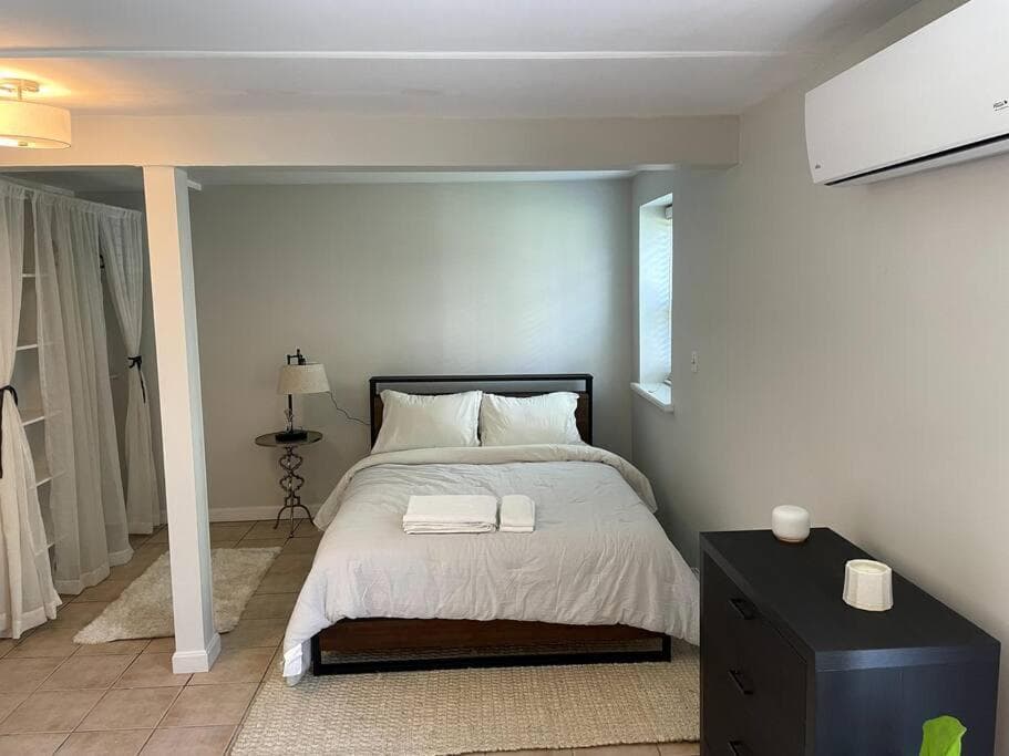 Photograph supplied for Lovely Two Bedroom Condo in South Boston