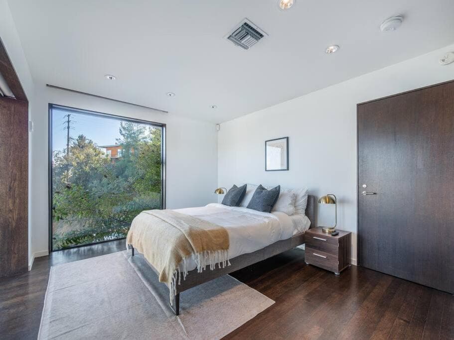Photograph supplied for Stunning Franklin Villa 3 bedroom