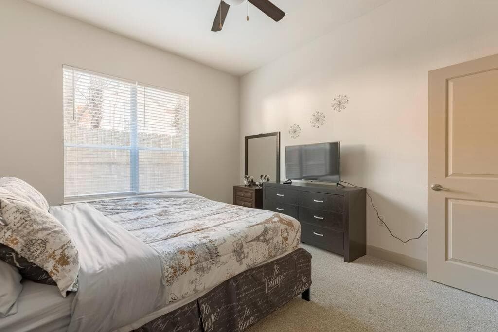 Photograph supplied for Home felt apartment- Med Center/NRG