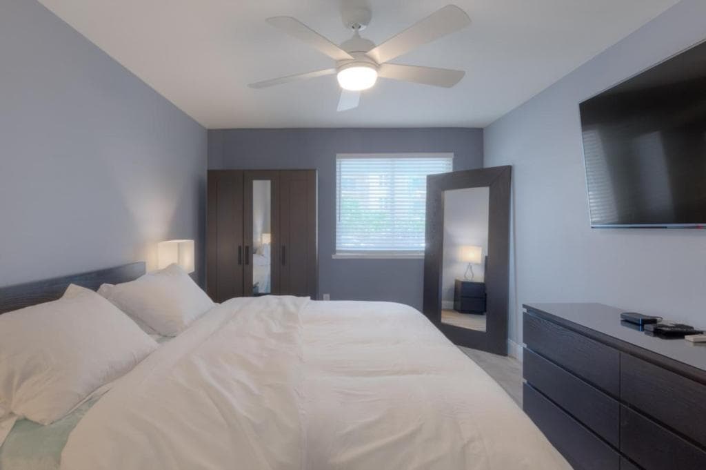 Photograph supplied for Good Times & Tan Lines Oceanview Condo Pet Friendly