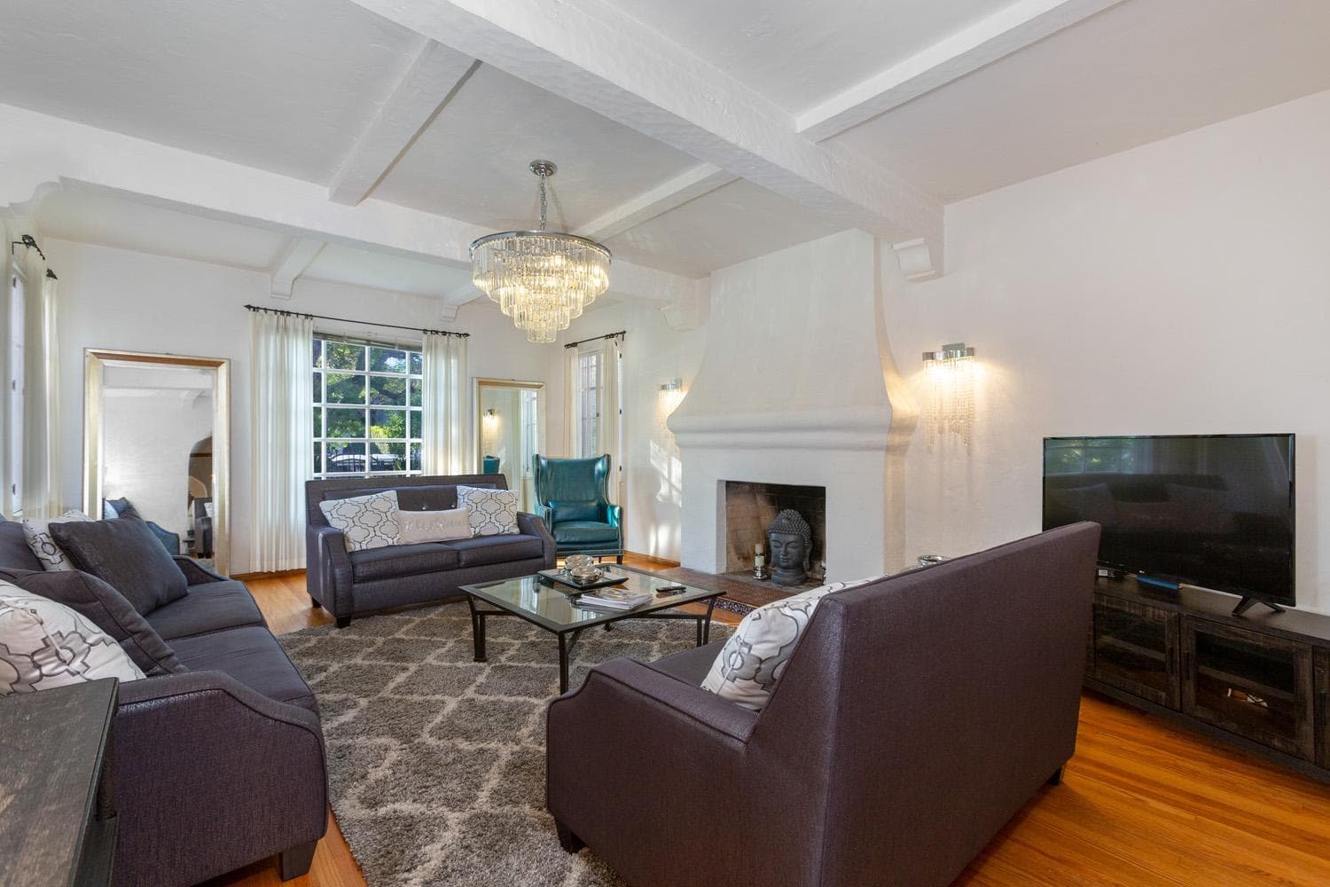 Photograph supplied for Renovated Spanish 3BD 2BA near Beverly Hills