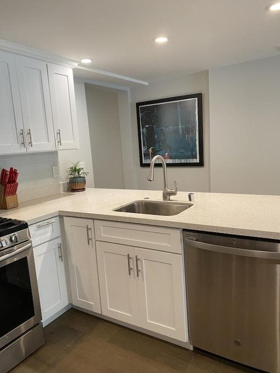 Photograph supplied for Beautiful Condo in Sun Drenched Garden