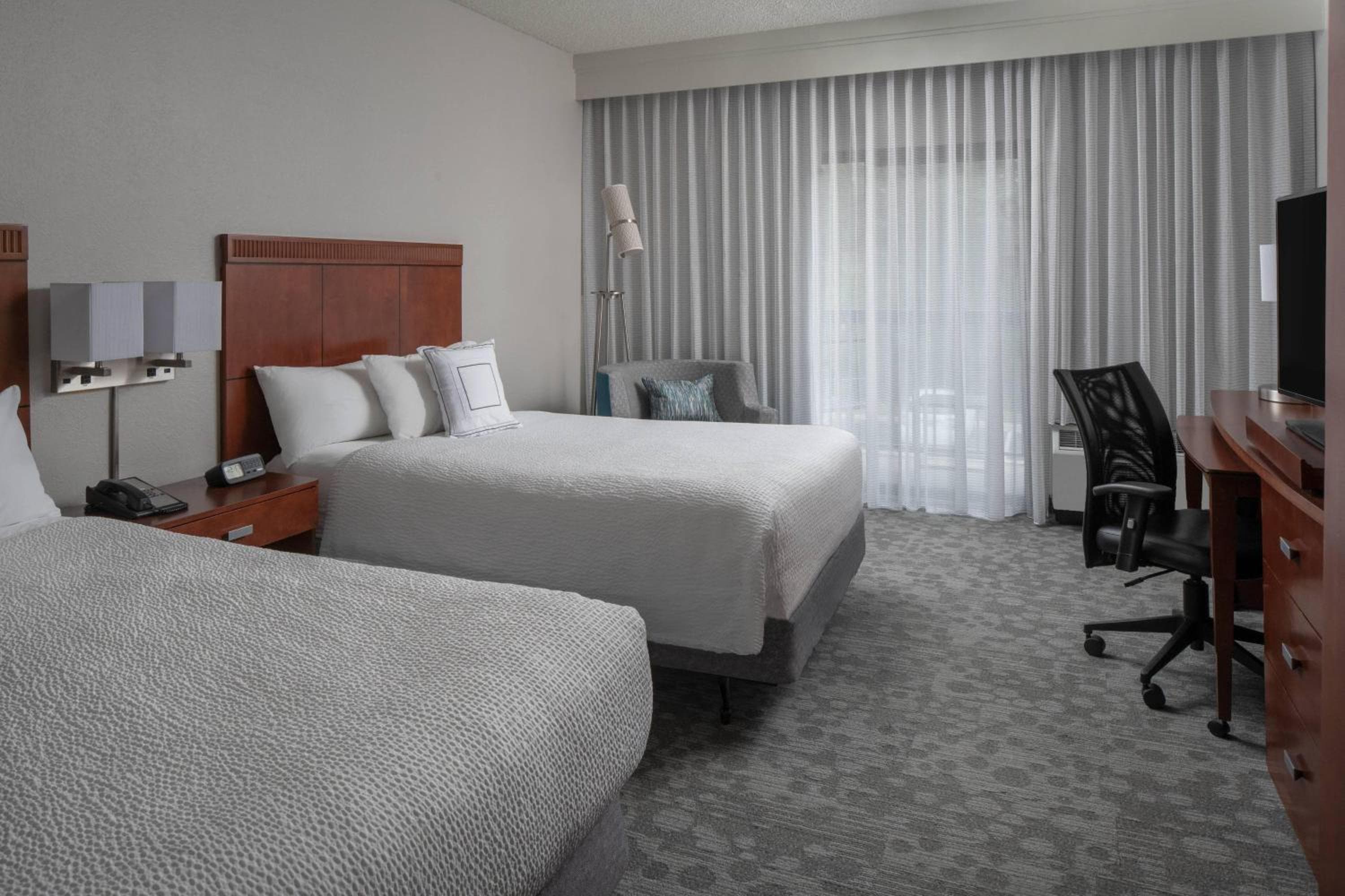 Photograph supplied for Courtyard by Marriott Jacksonville at the Mayo Clinic Campus/Beaches