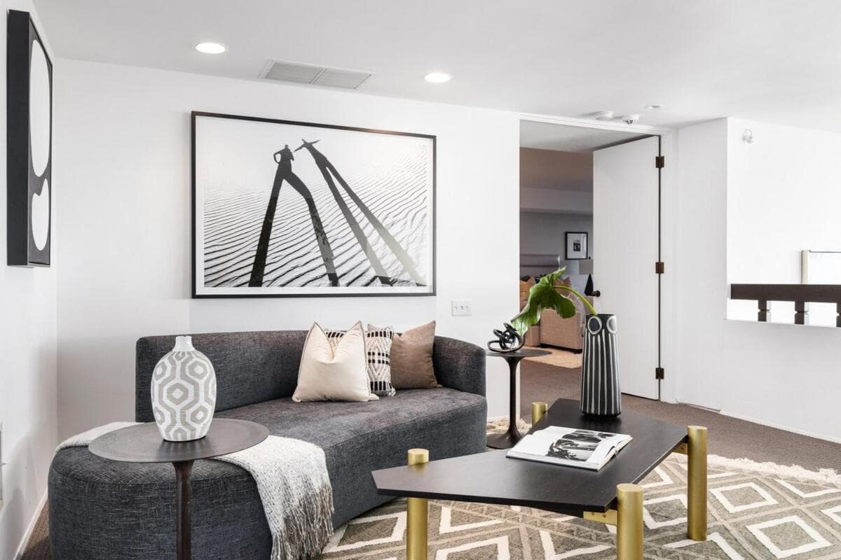 Photograph supplied for Mid Century Modern Villa In Trousdale With Tennis