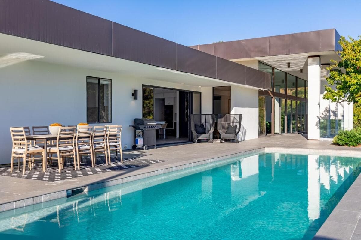 Photograph supplied for Mid Century Modern Villa In Trousdale With Tennis