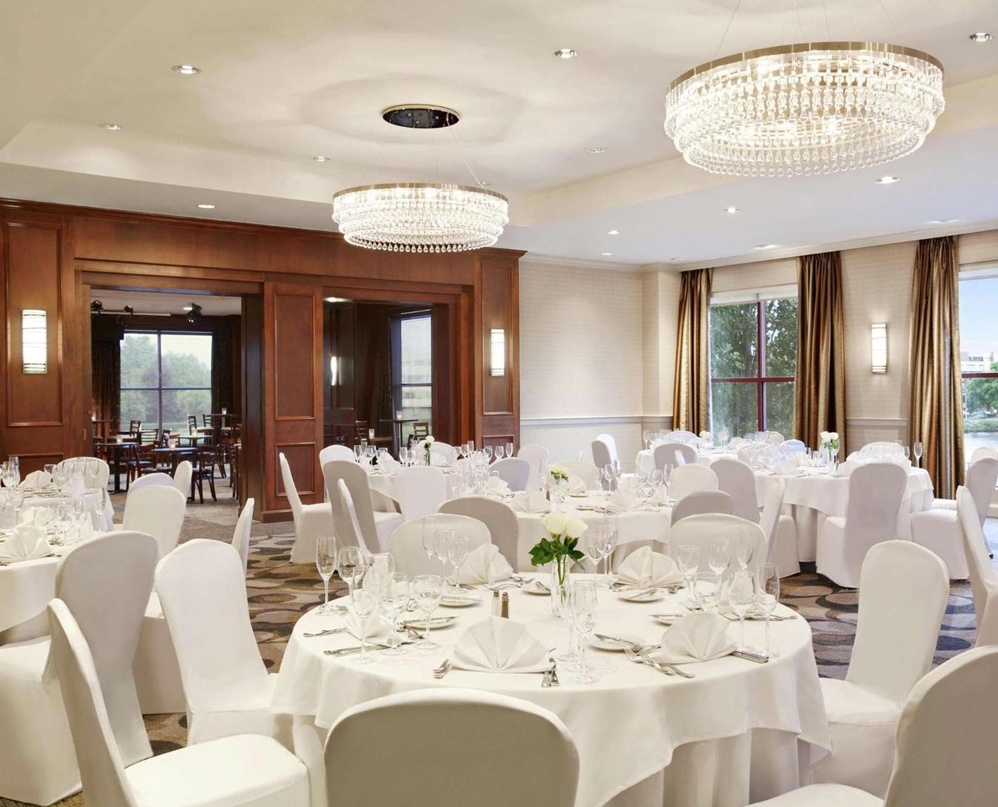 Photograph supplied for DoubleTree Suites by Hilton Hotel Boston - Cambridge