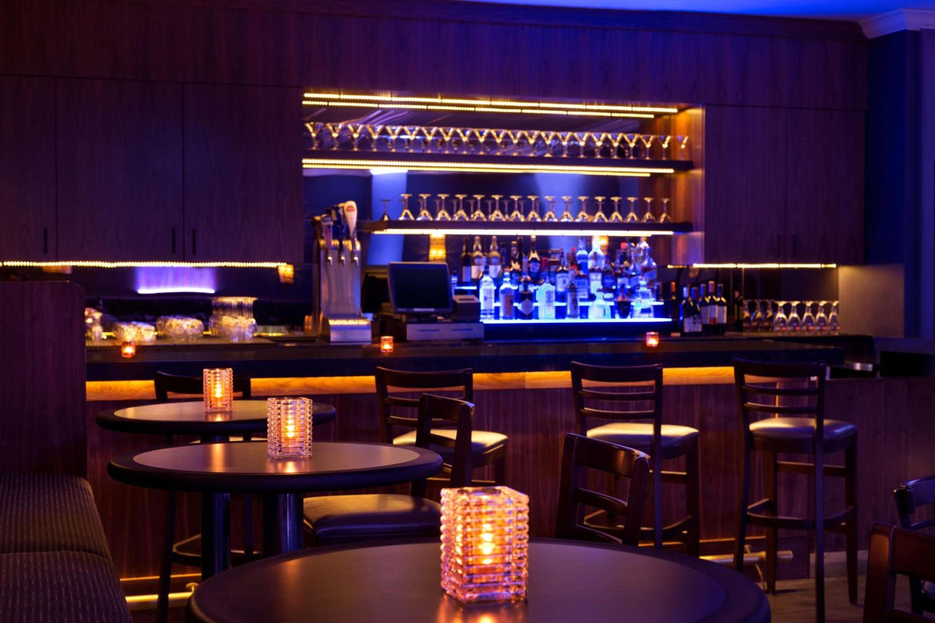 Photograph supplied for DoubleTree Suites by Hilton Hotel Boston - Cambridge