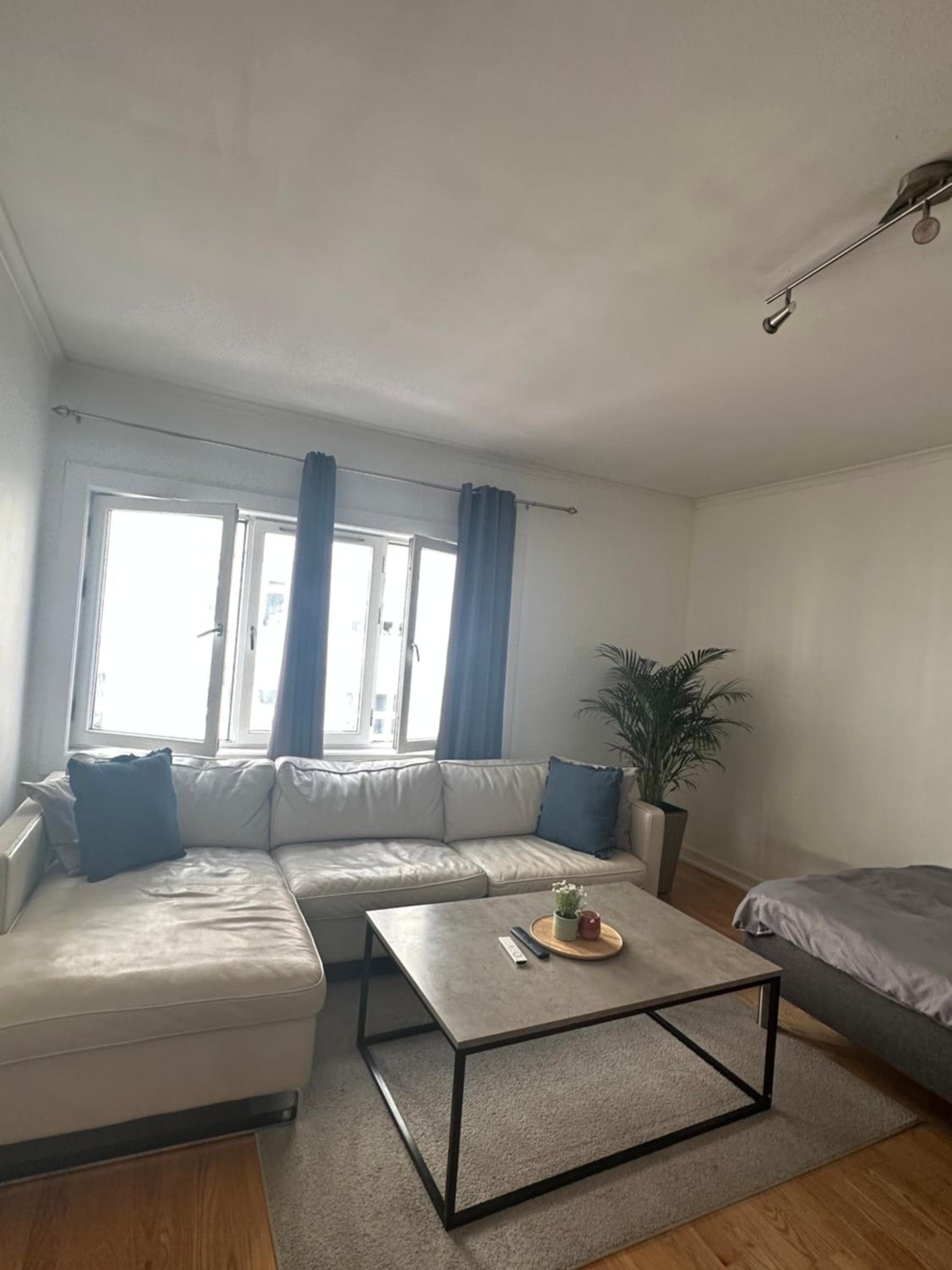 Photograph supplied for 35m2 apartment in central oslo