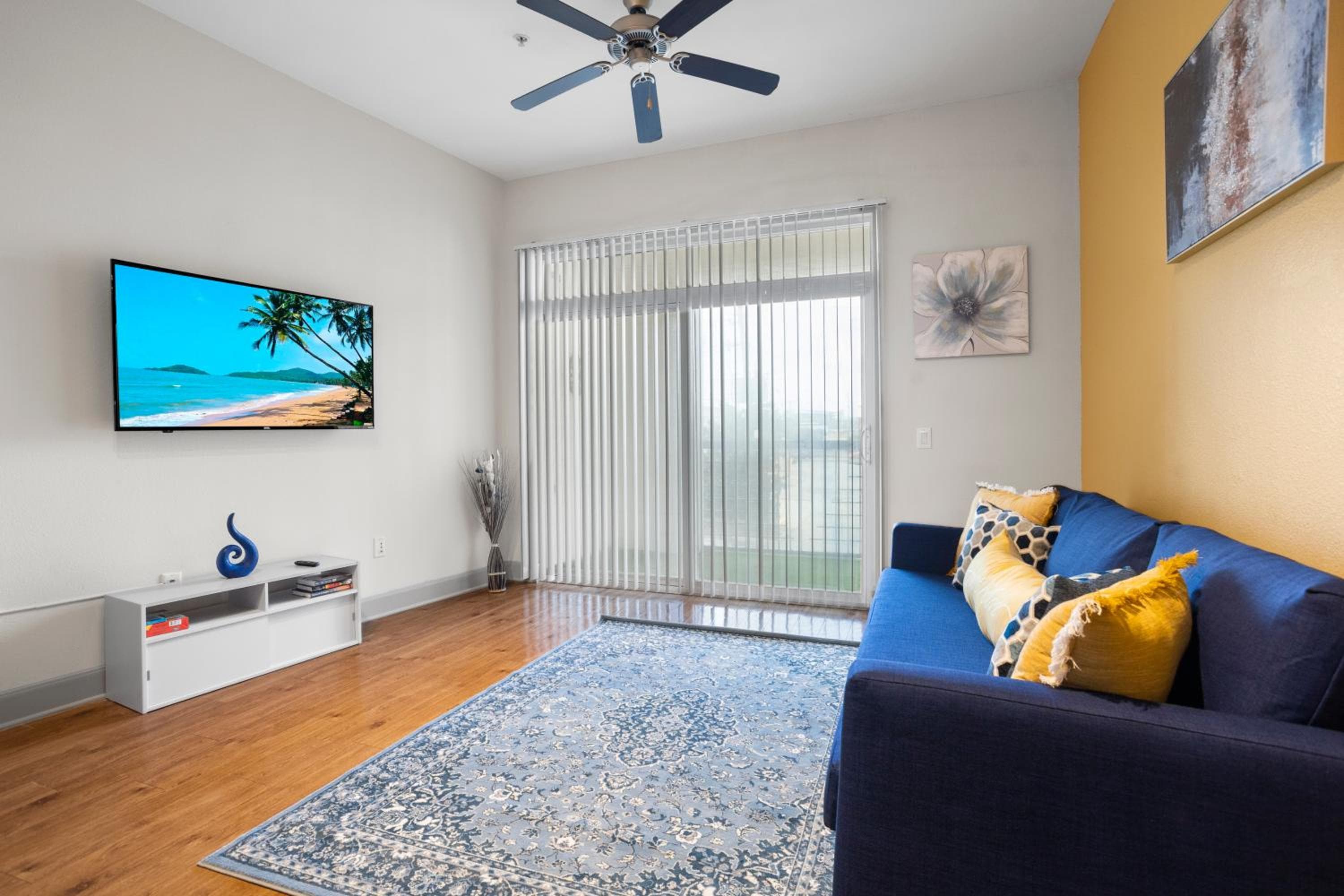 Photograph supplied for Modern 1BR Apt • City View • Med Center • Galleria