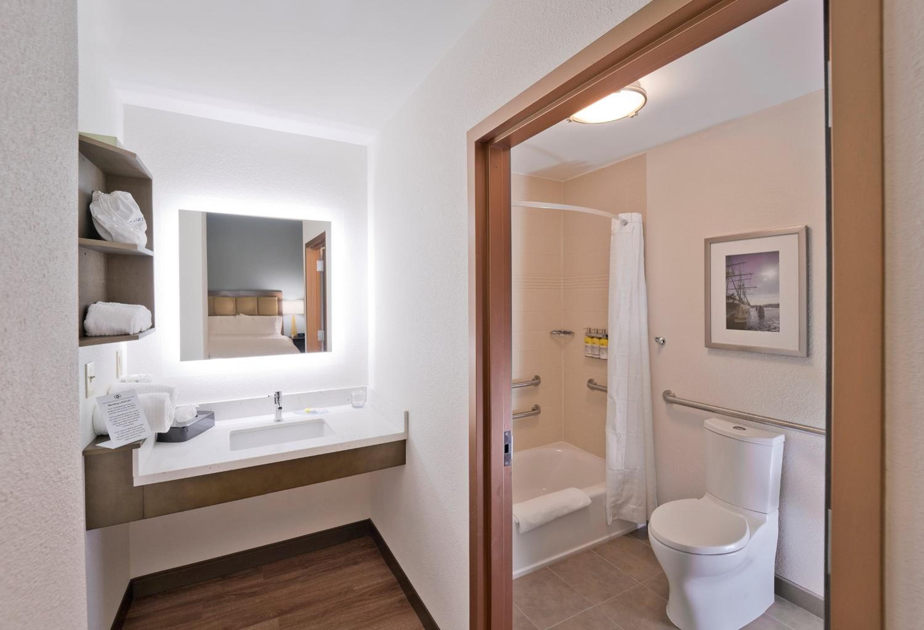 Photograph supplied for Candlewood Suites Baltimore - Inner Harbor by IHG