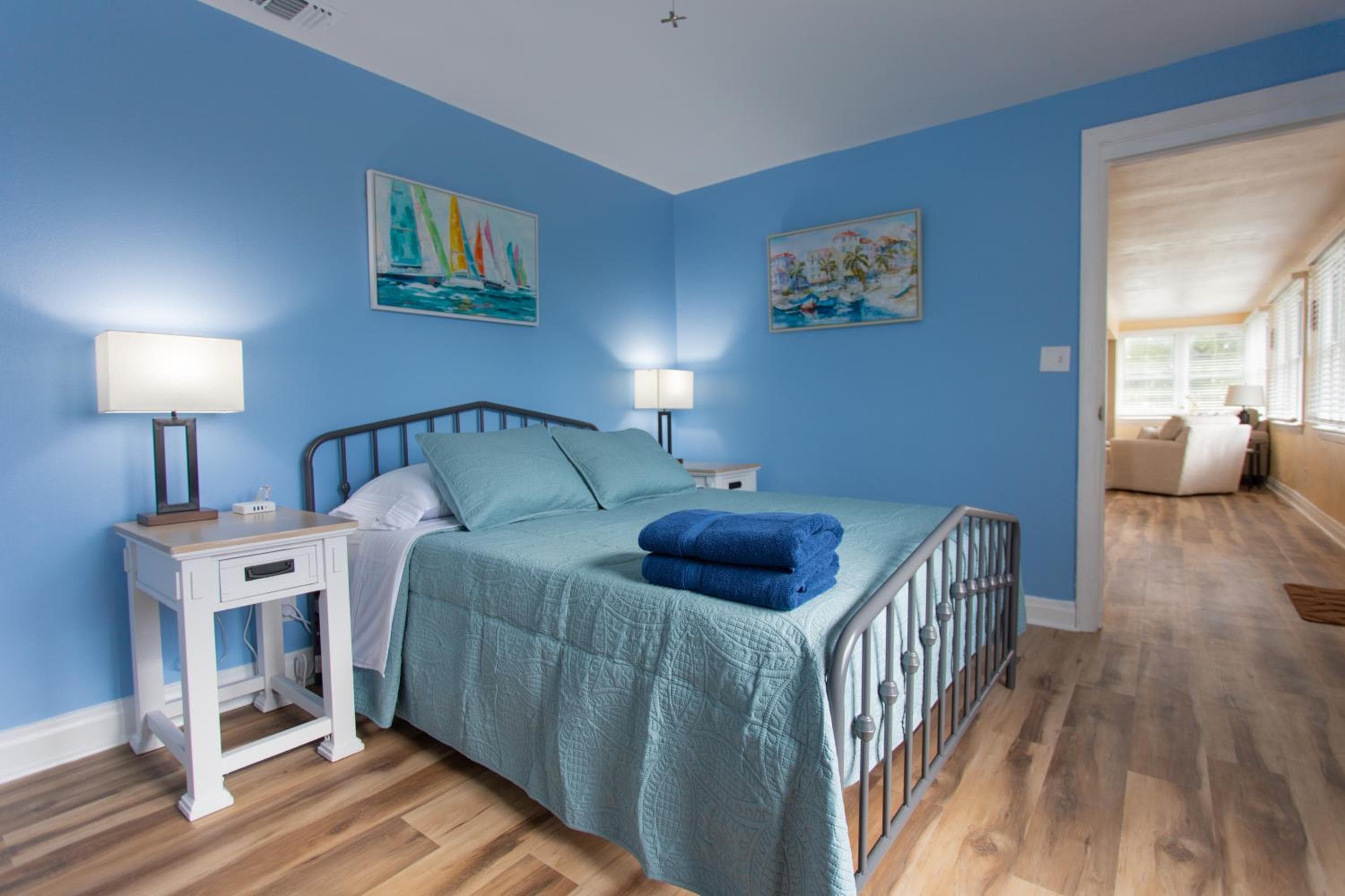 Photograph supplied for Centrally Located Two Bedroom Unit! Close to Everything!
