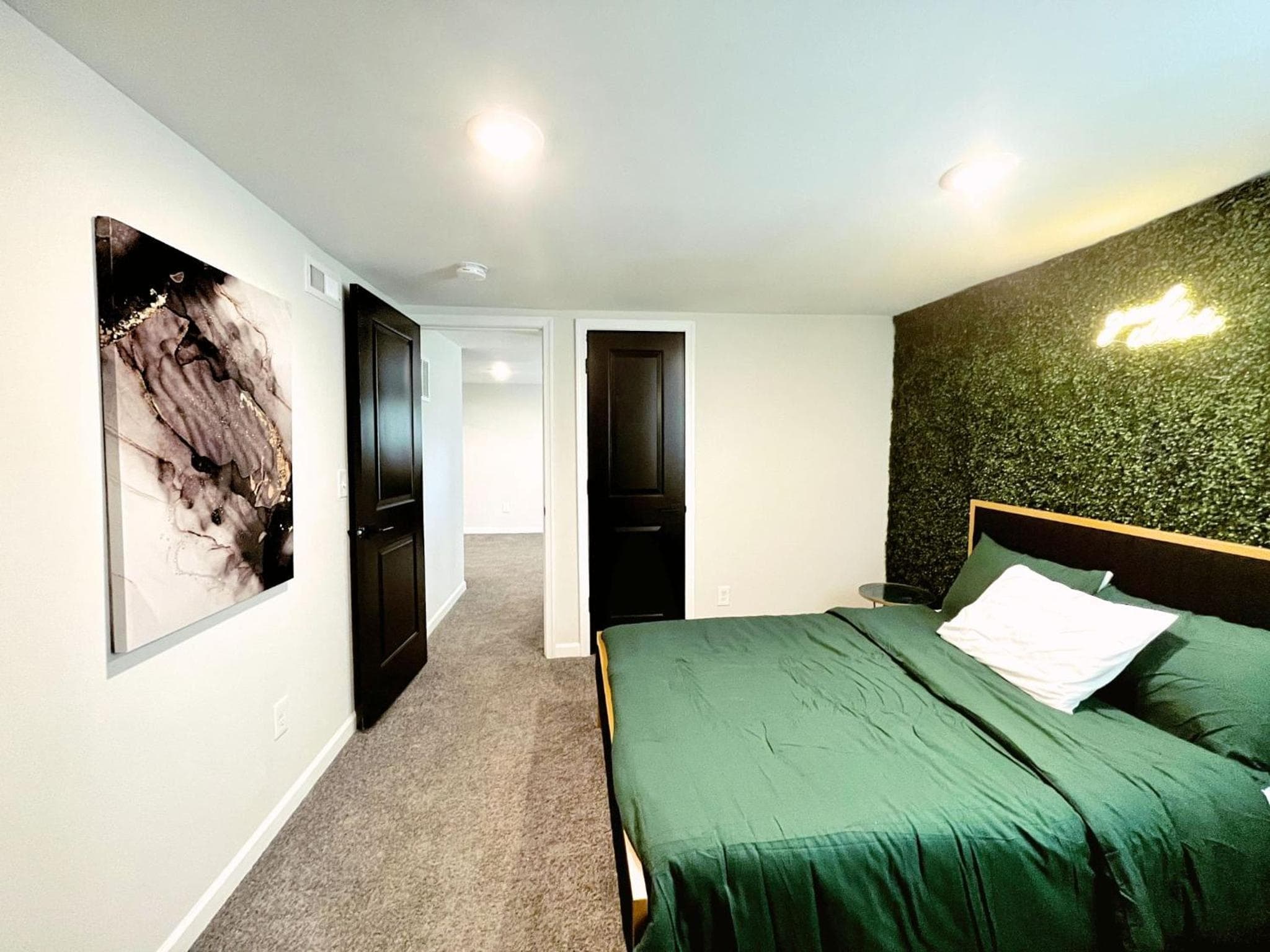 Photograph supplied for 1 Bed 1 Bath Basement Apartment with Private Entrance