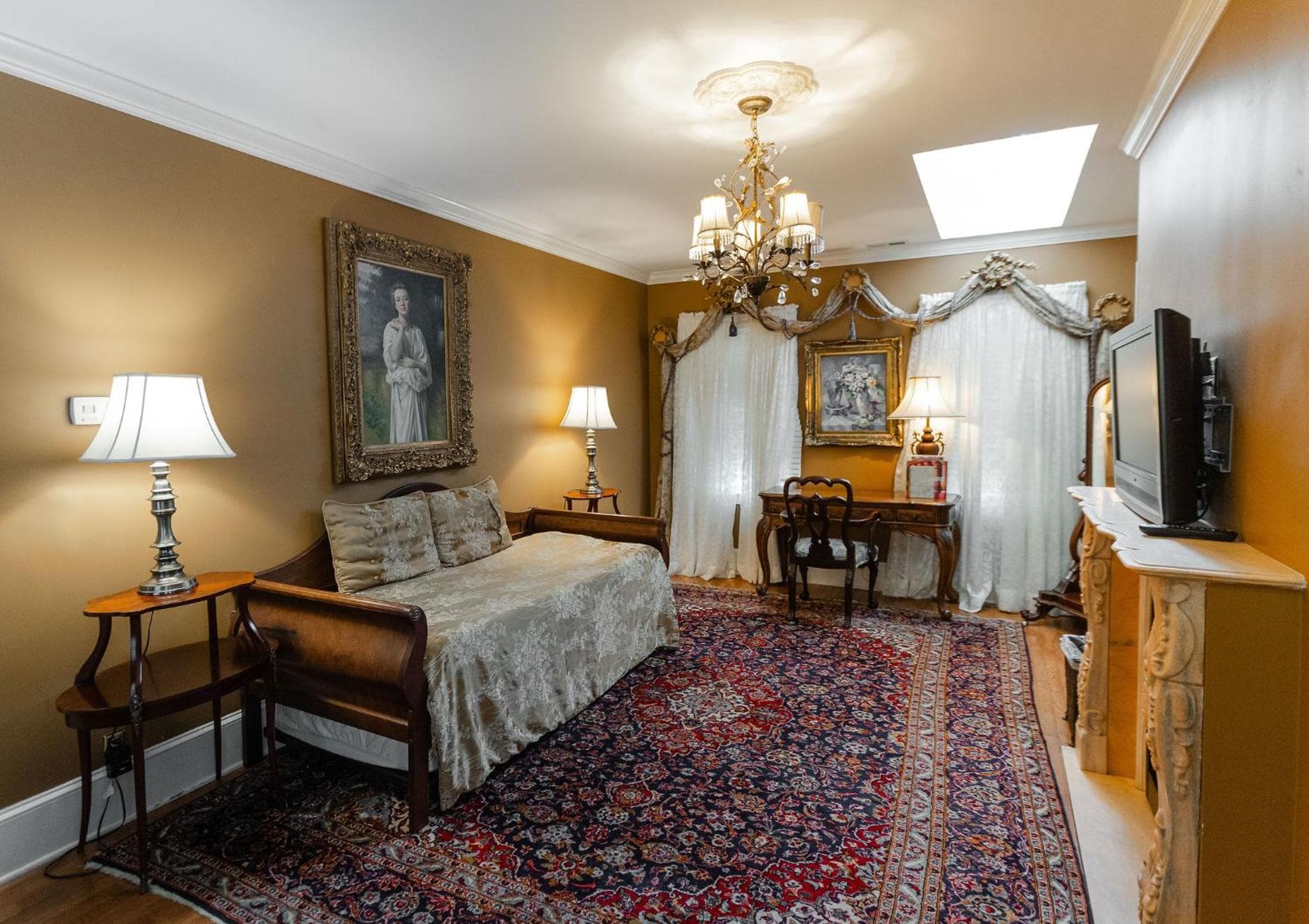 Photograph supplied for 1840s Carrollton Inn
