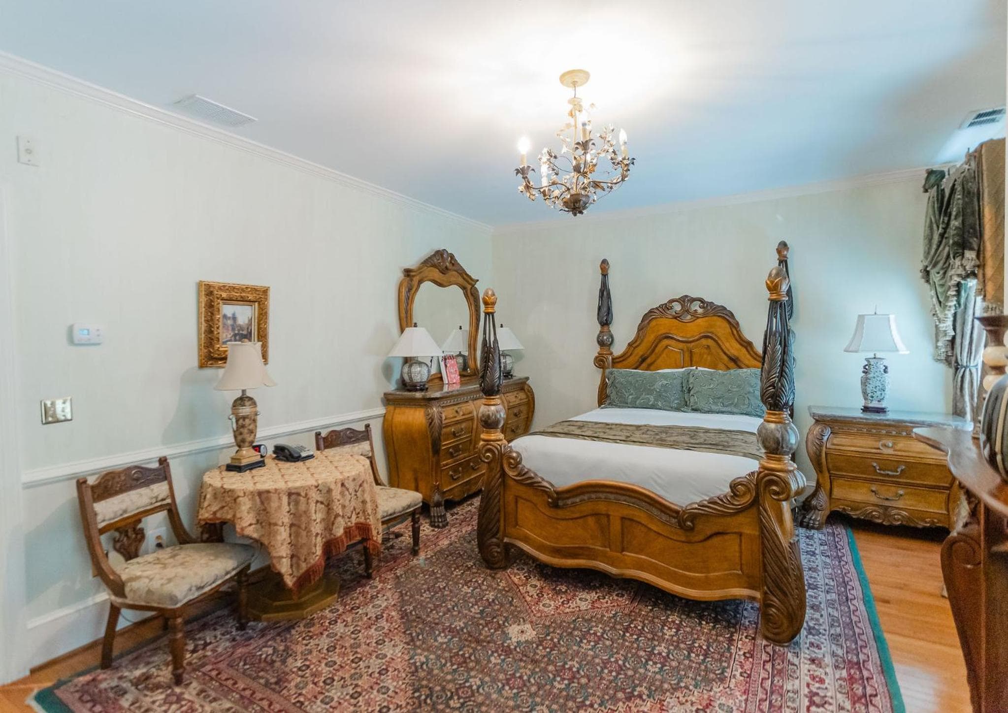 Photograph supplied for 1840s Carrollton Inn
