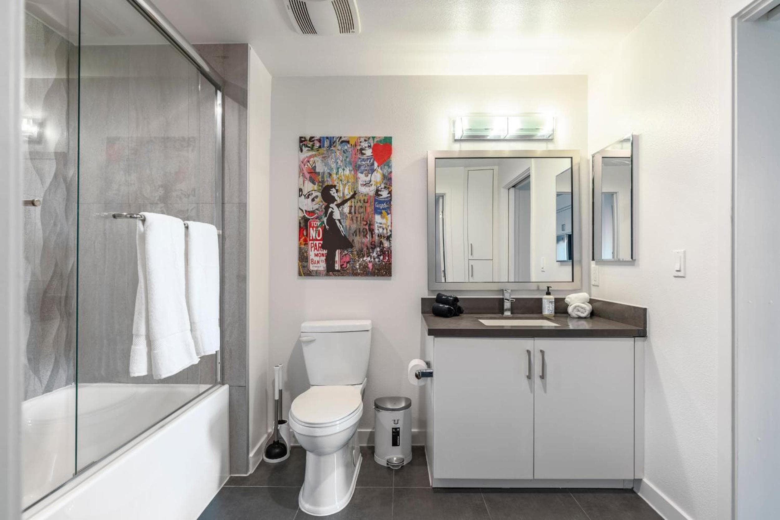 Photograph supplied for Brand New Luxury Apartment WeHo d
