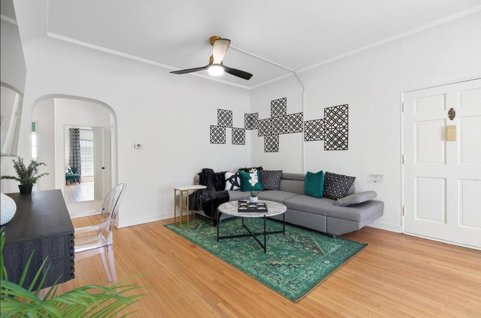 Photograph supplied for Cozy Clark Retreat near Beverly Hills Parking, Laundry, Parking