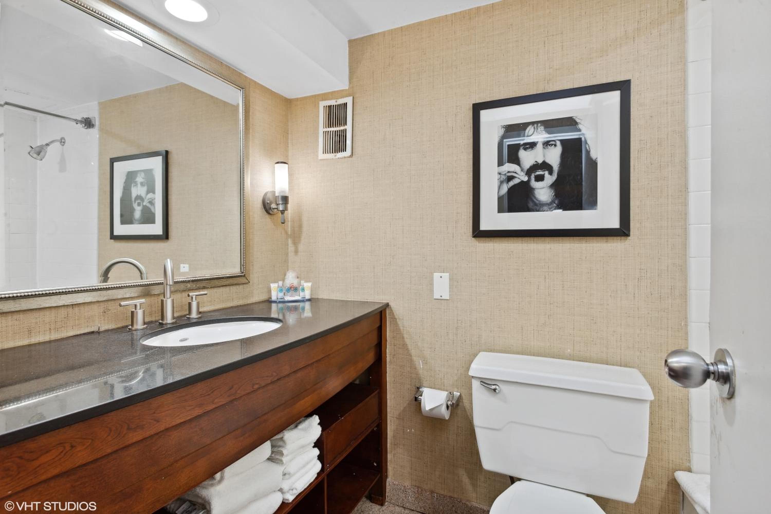 Photograph supplied for Comfort Inn & Suites Baltimore Inner Harbor
