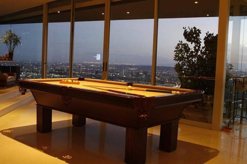 Photograph supplied for Jetliner 180' City/Ocean Views! Huge sauna/steam!