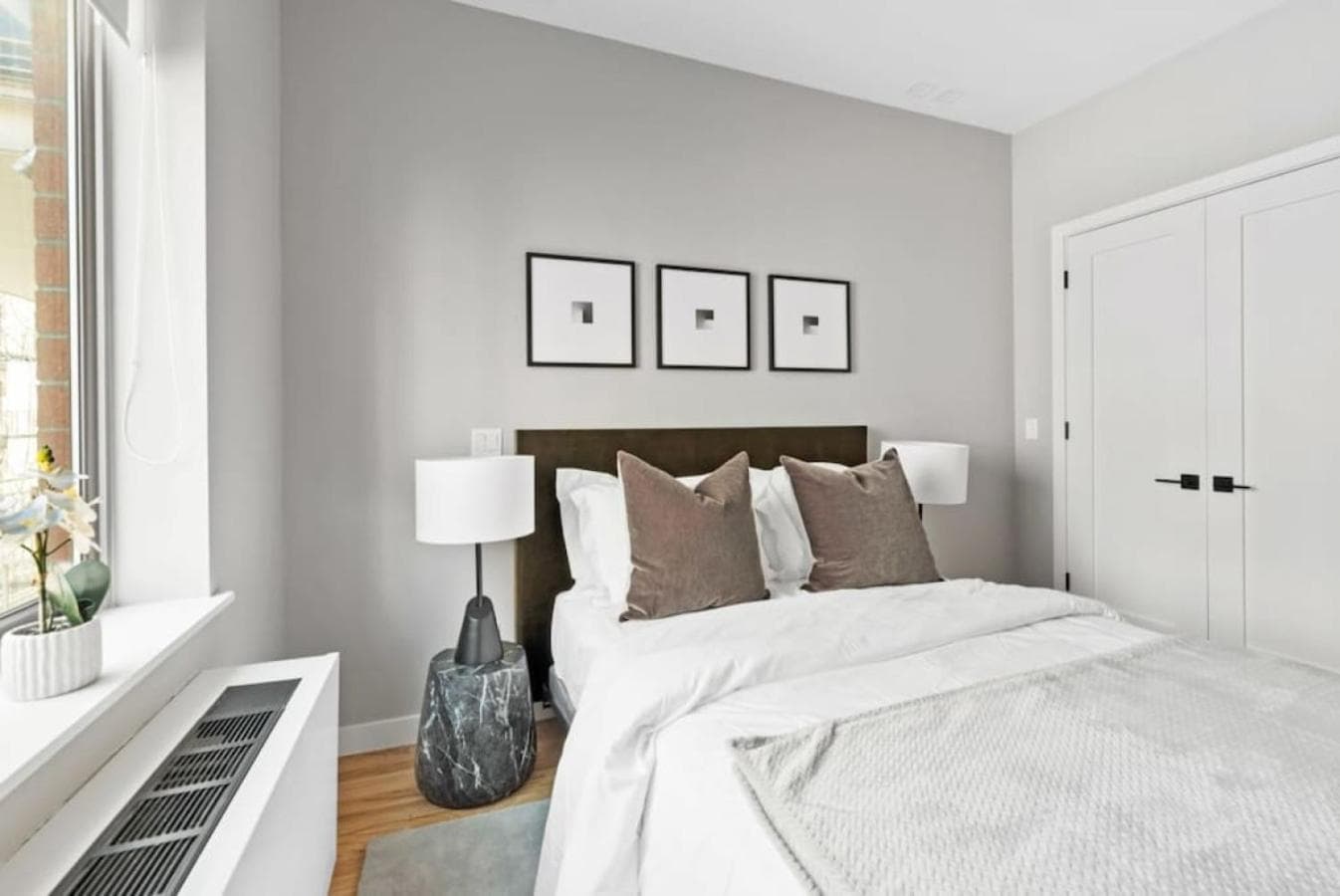 Photograph supplied for Top Notch 2BR in Upper East Mins to Central Park