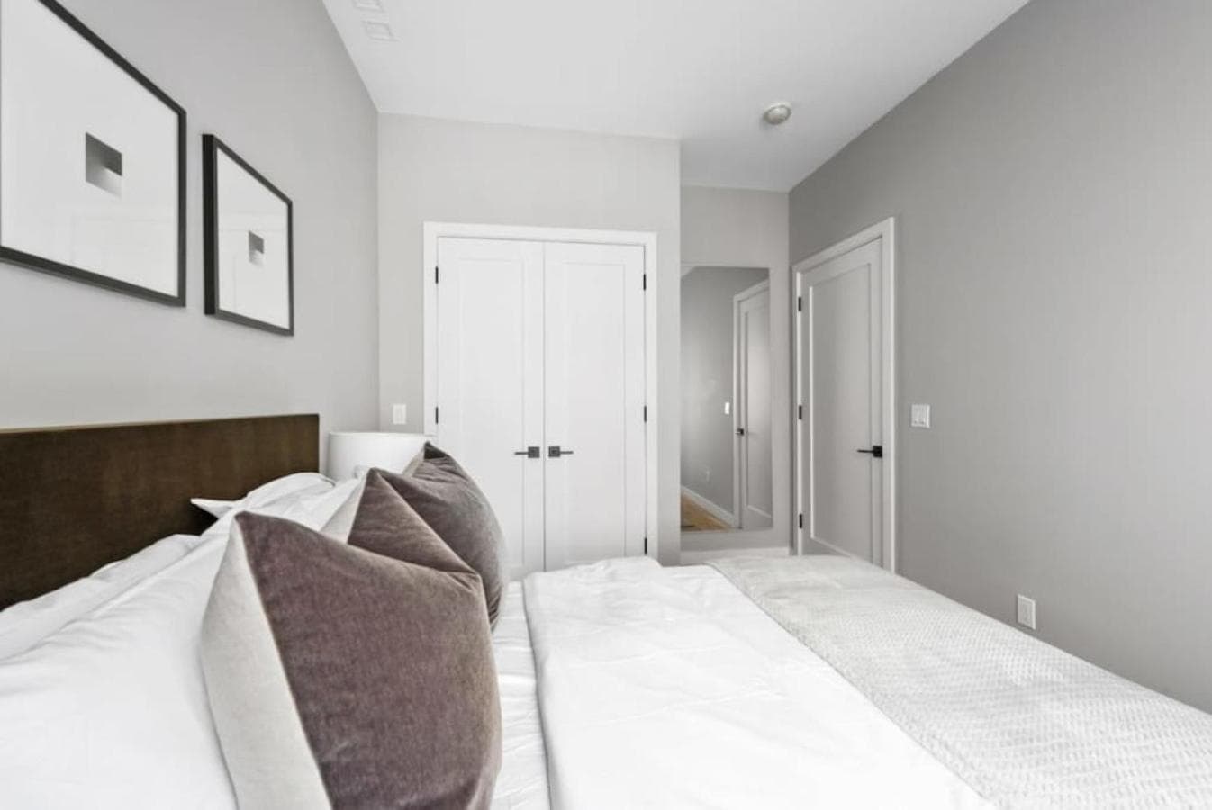 Photograph supplied for Top Notch 2BR in Upper East Mins to Central Park