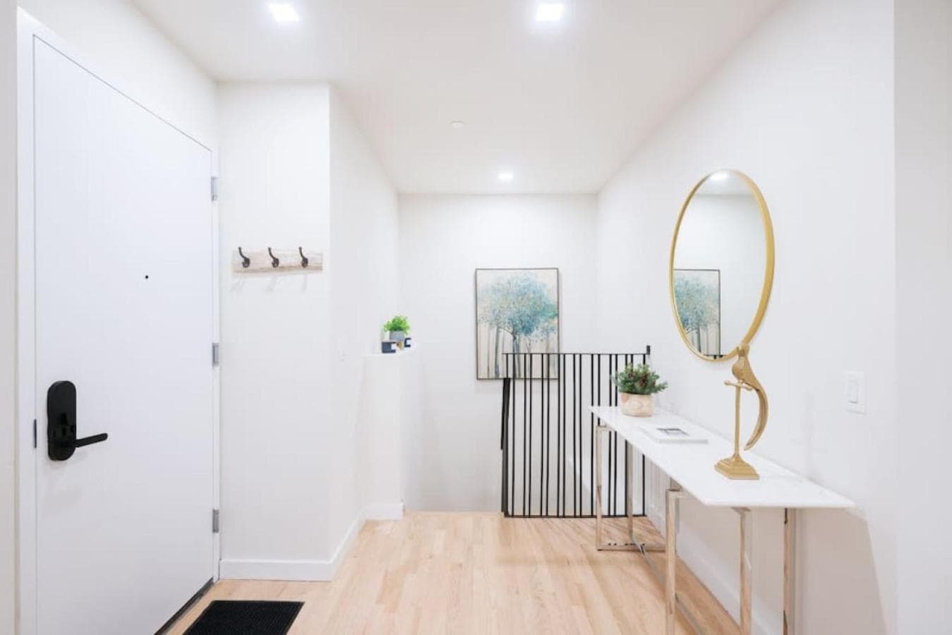 Photograph supplied for Luxury 2BR Duplex 5min to Central Park