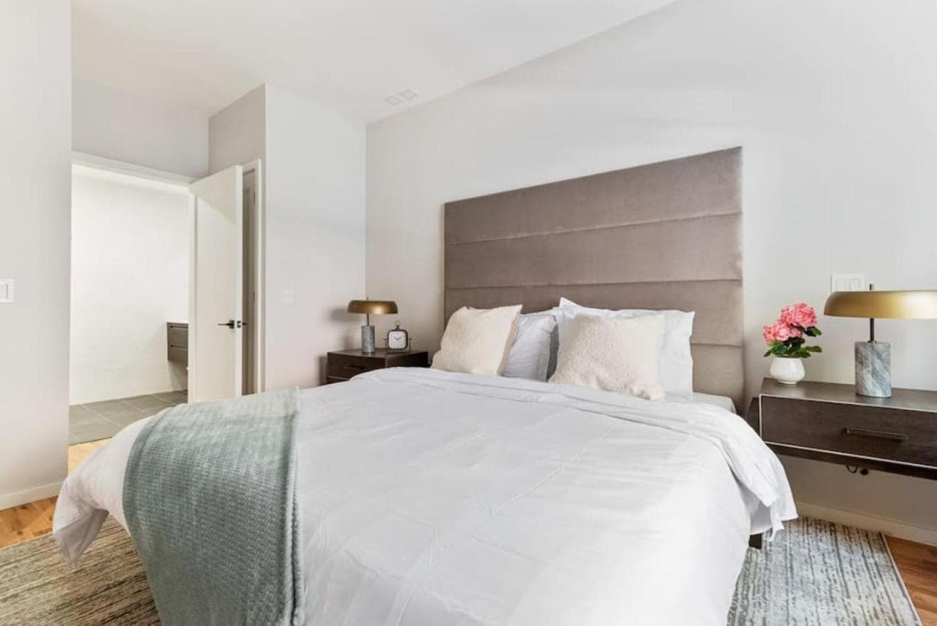 Photograph supplied for Luxury 3BR Duplex w Private Patio in Upper East