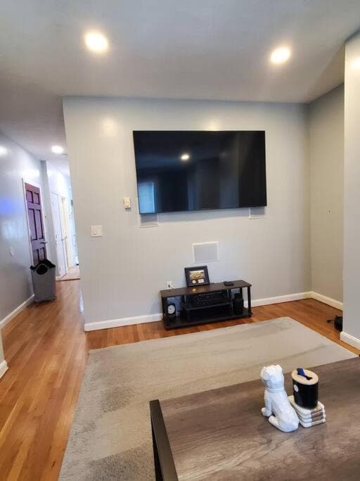 Photograph supplied for Newly renovated -2 Bedroom Condo