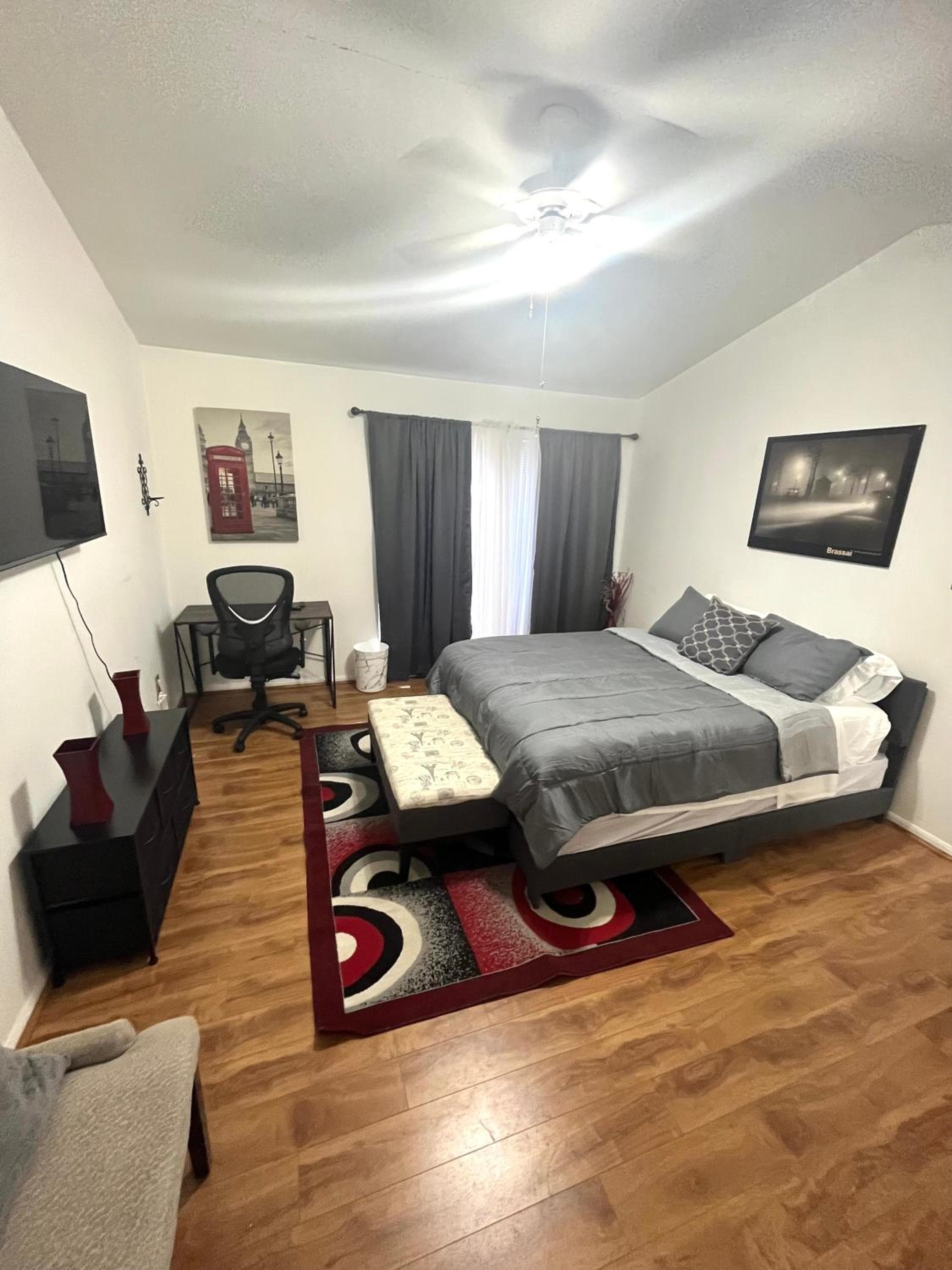 Photograph supplied for Sherbrooke Square Townhomes