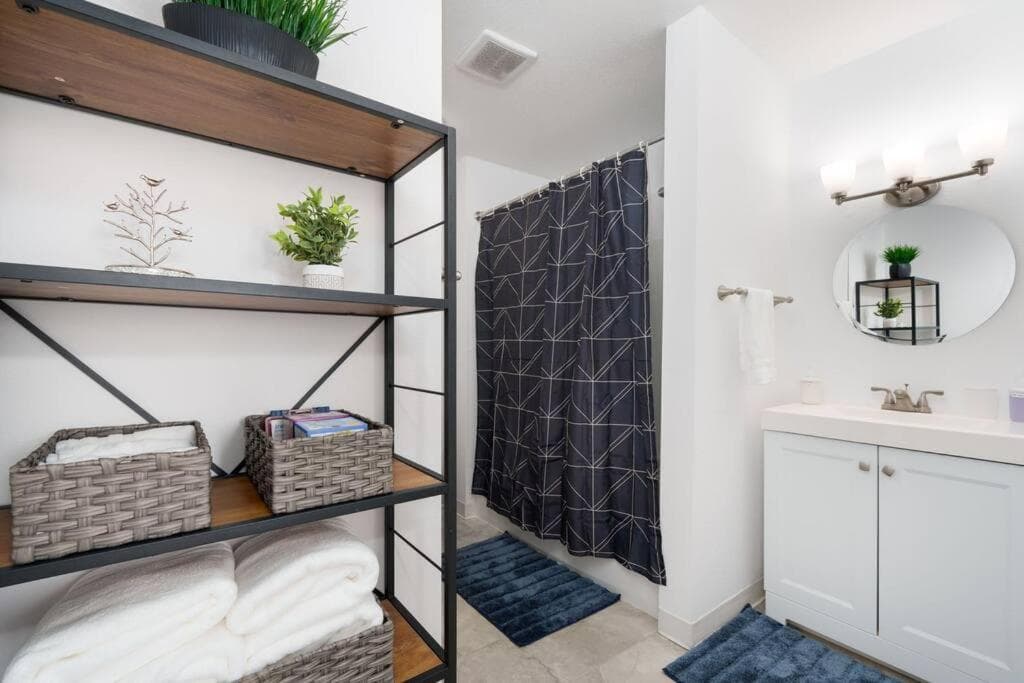 Photograph supplied for Modern Loft in Mission / Hayes Valley with Parking