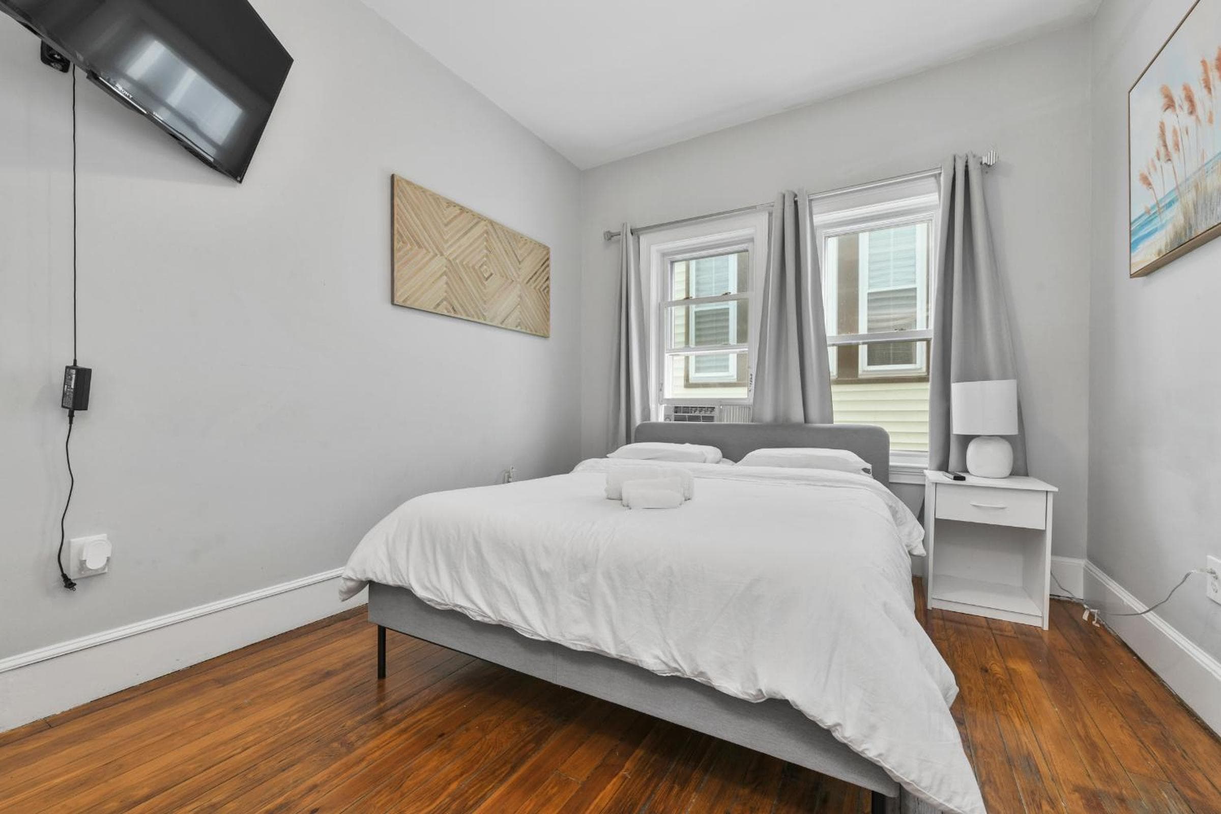 Photograph supplied for The Maverick Downstairs - Lux Apartment - Close to Downtown Boston & Airport