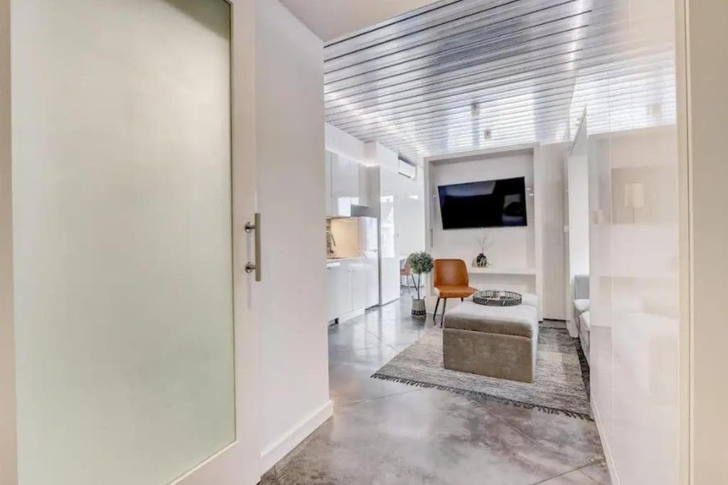 Photograph supplied for KCM Mikros Smart Apartments 3